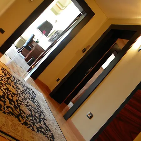 Alvino And Breakfast