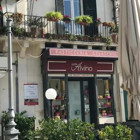 Alvino And Breakfast