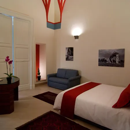Alvino And Breakfast Bed and Breakfast Λέτσε