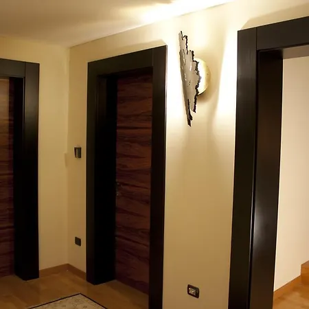 Bed and Breakfast Alvino And Breakfast Λέτσε