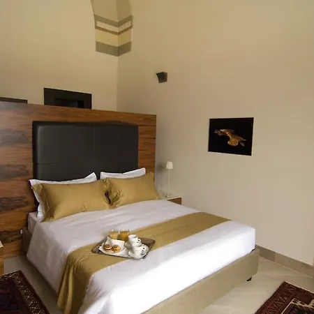 アルヴィノ スイート アンド ブレックファースト