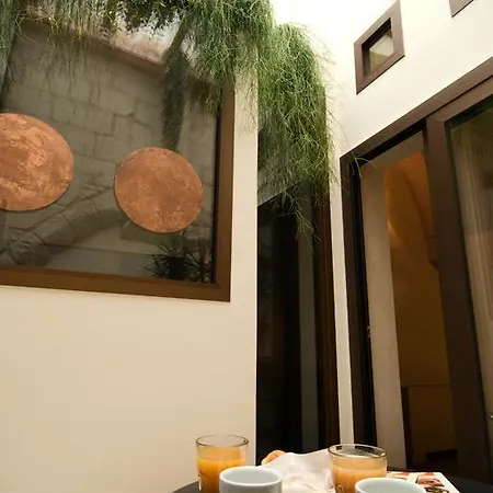 Bed and Breakfast Alvino And Breakfast 2*