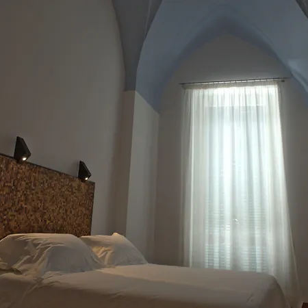 Alvino And Breakfast B&B 레체