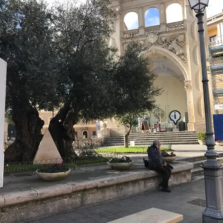 ベッド・アンド・ブレックファスト アルヴィノ スイート アンド ブレックファースト 4*