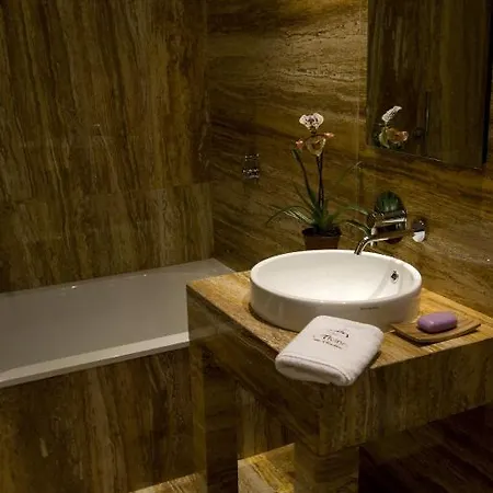 Bed and Breakfast Alvino And Breakfast Λέτσε